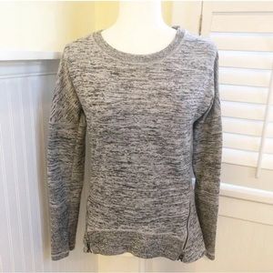 EUC Athleta Blissful Sharkbite Heather Gray Sweatshirt with Zippers - Sz XS